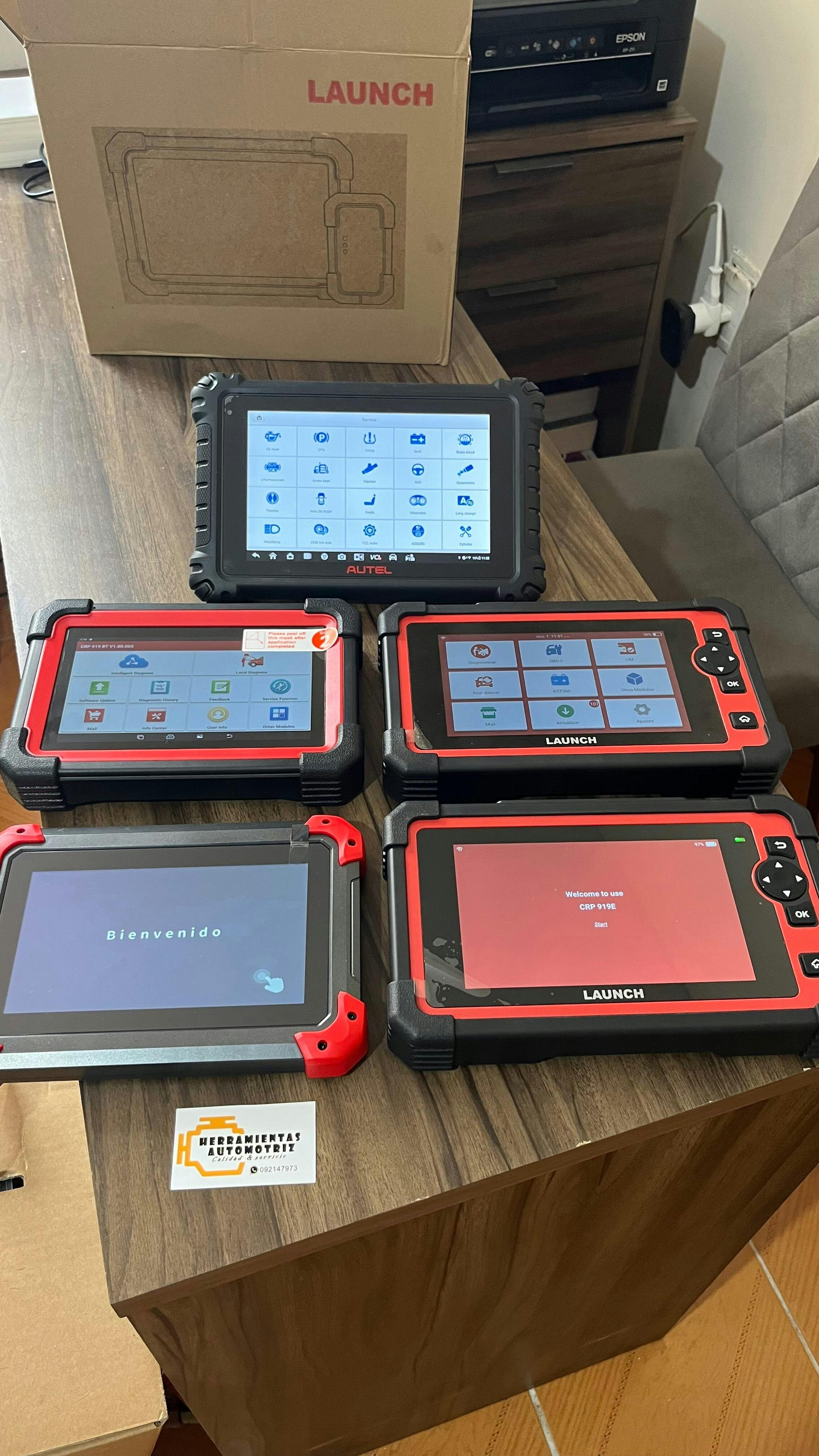 Cliente con Escaner Launch Crp919e Profesional De Diagnóstico Automotriz